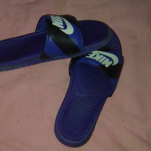 Nike sandles